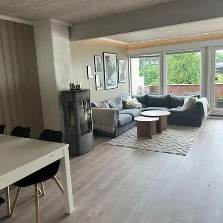Apartament Hus Sentralt I Fyllingsdalen
